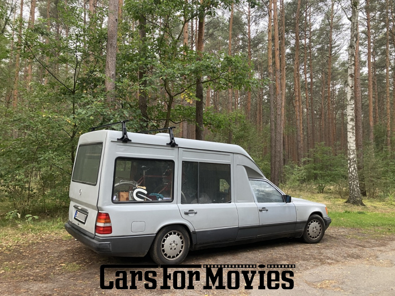 CarsForMovies | Mercedes Benz W124 1987 Deutschland Grau Grün Einsatzfahrzeug Rettungswagen Berlin 7479 